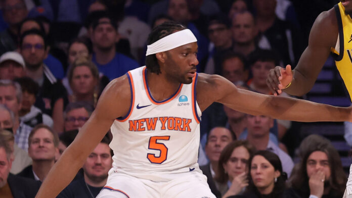 Knicks looking for backup center, insider reveals possible 'favorite' among their options