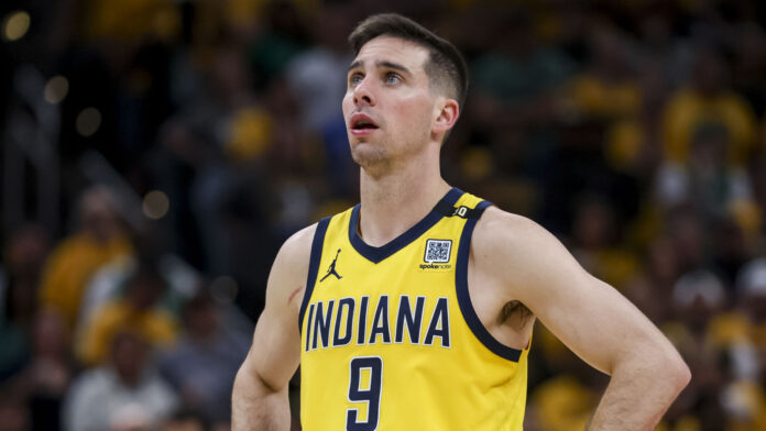 Pacers agree to four-year extension with T.J. McConnell