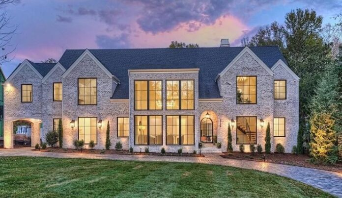 Charlotte Hornets Seth Curry Buys Foxcroft Mansion For $6.4M