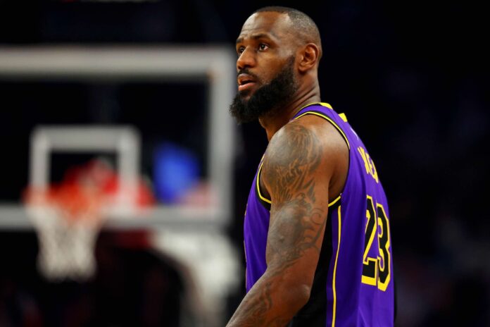 Lakers’ LeBron James narrowly keeps double-digit streak alive in defeat vs Suns