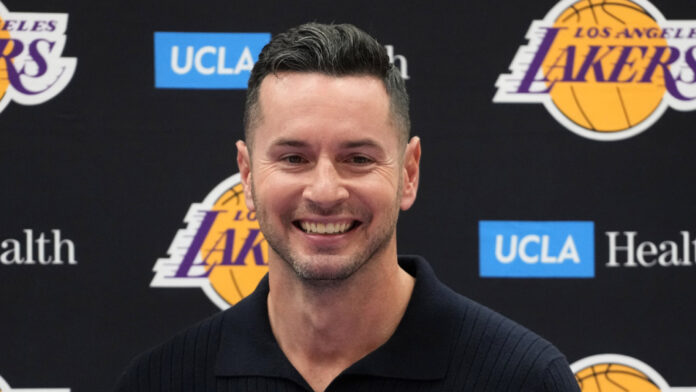 JJ Redick clarifies story about watching game film in car wash