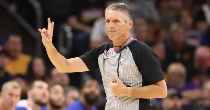 scott-foster-goes-34-38-in-a-clutch-game-4-against-the-v0-ptnofzltgt6f1.jpeg