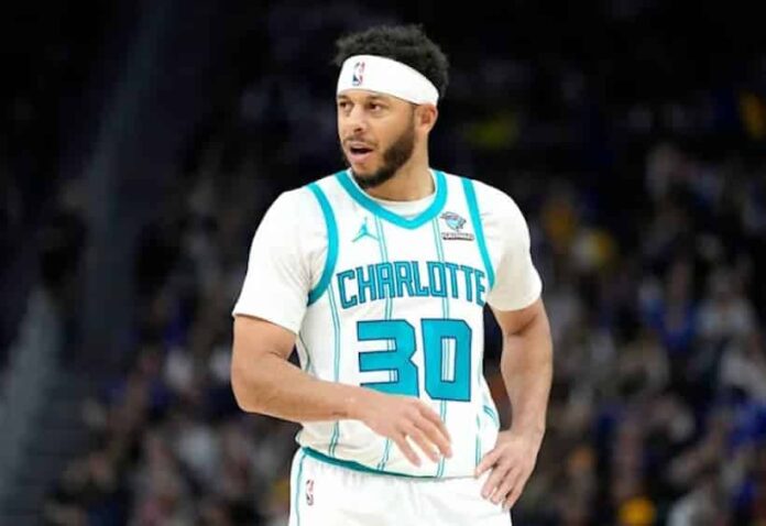 Seth Curry Hornets pic